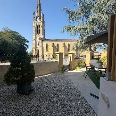 65 M2 Avec Terrasse & Parking A 10 Min De St-emilion