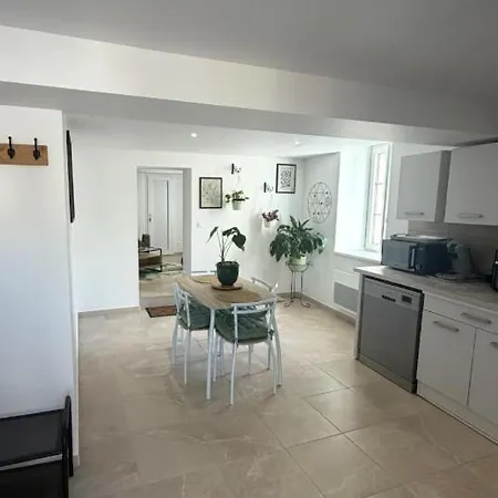 Apartment 65 M2 Avec Terrasse & Parking A 10 Min De St-emilion